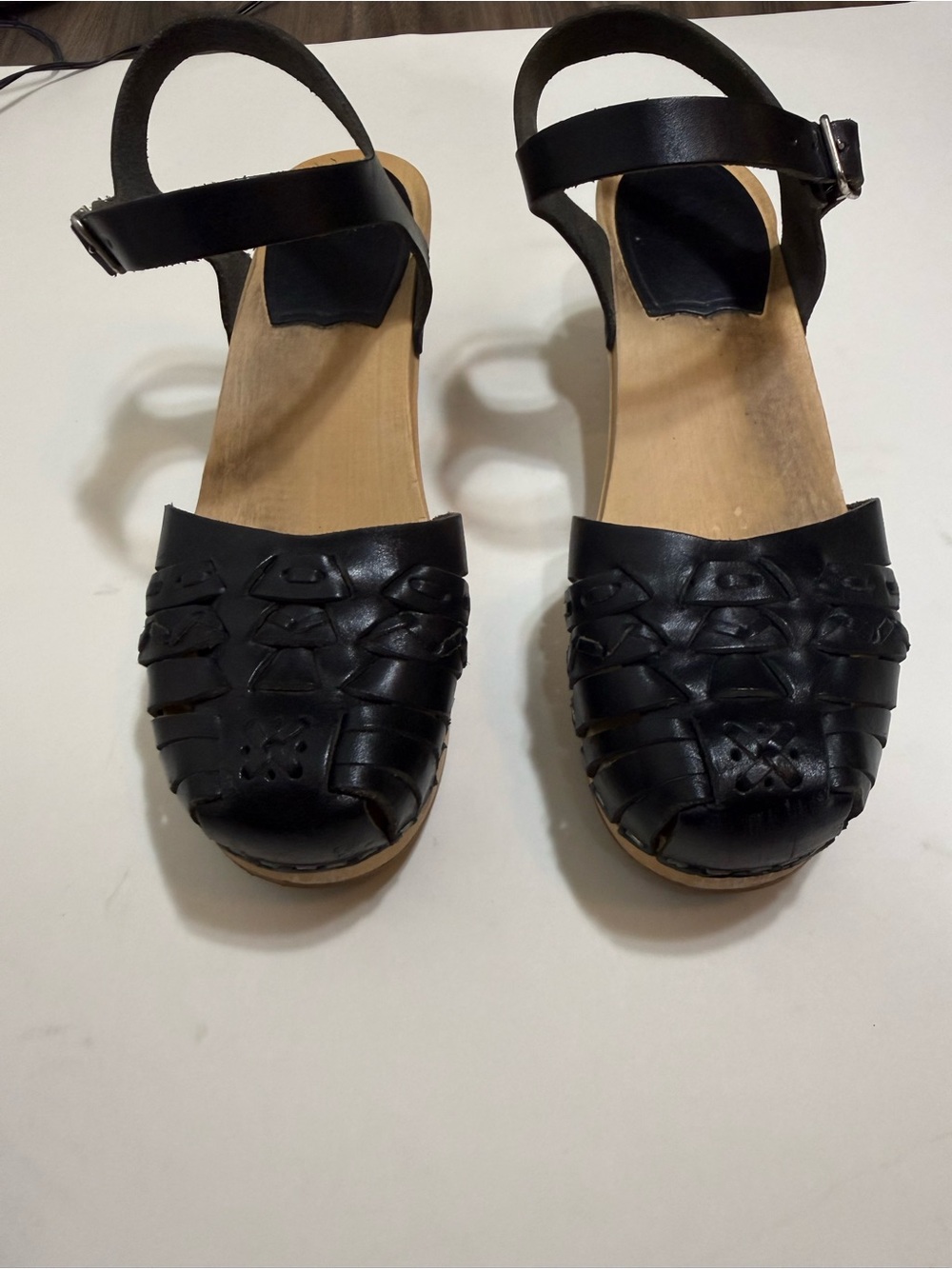 Swedish Hasbeens Black Leather Braided Heeled Clog Ankle Strap Sandal Size 7 - Picture 4 of 8
